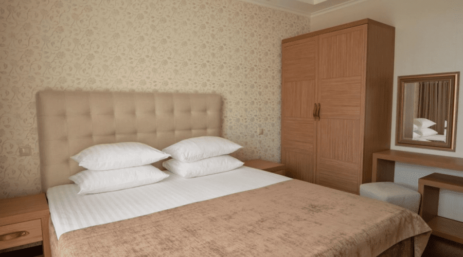 Люкс 2-местный 3-комнатный